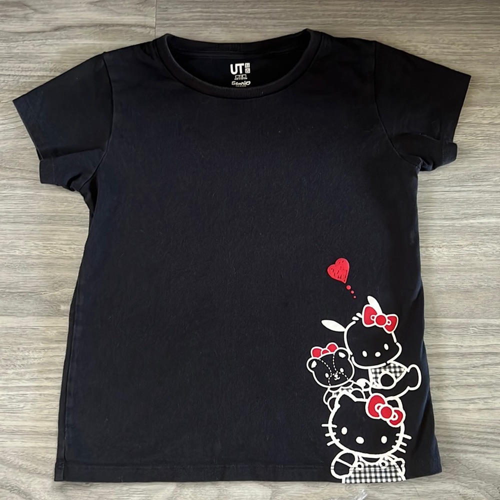 Hello Kitty Uniqlo Girls Shirt - GUC